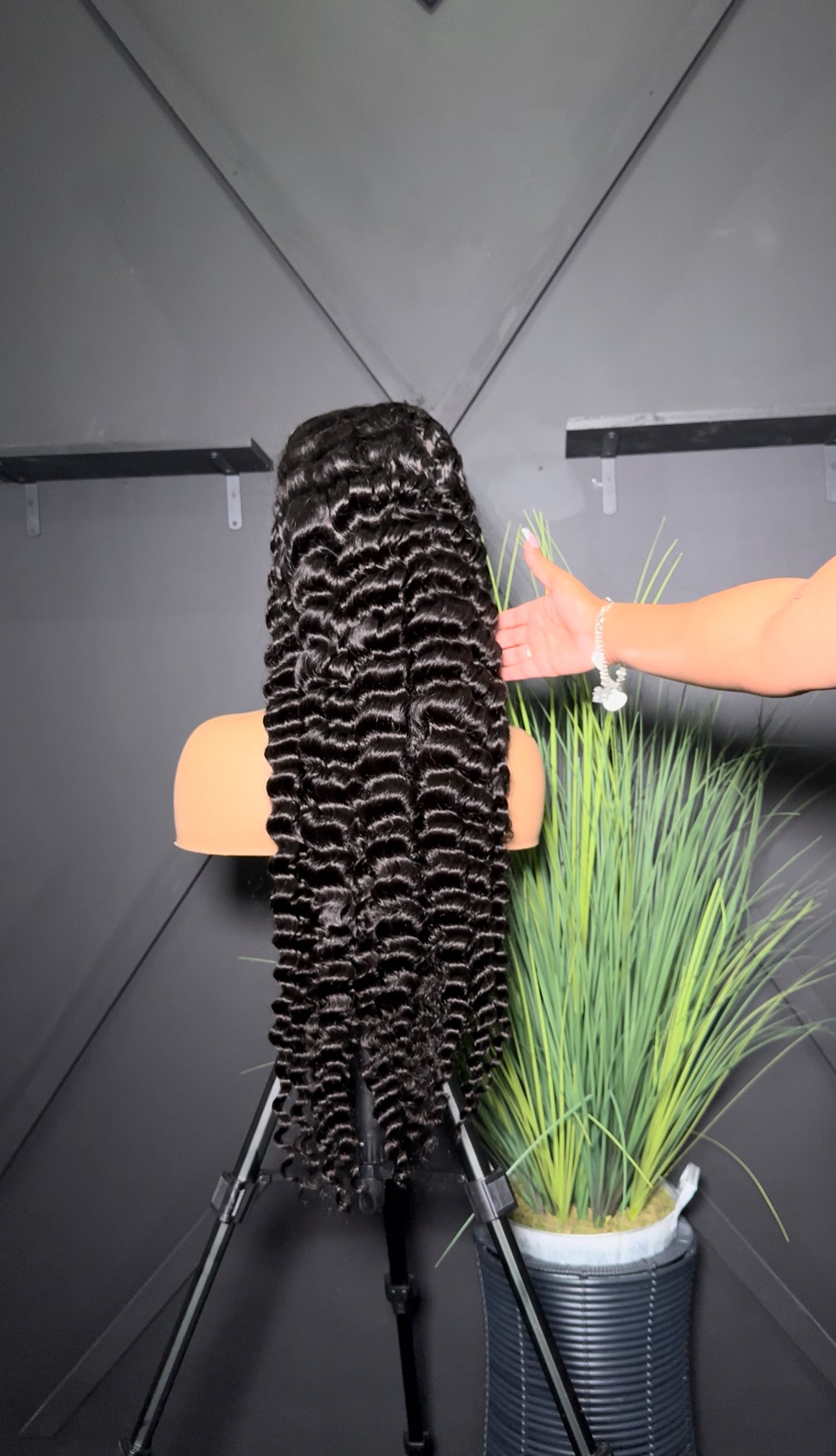 Frontal Wigs