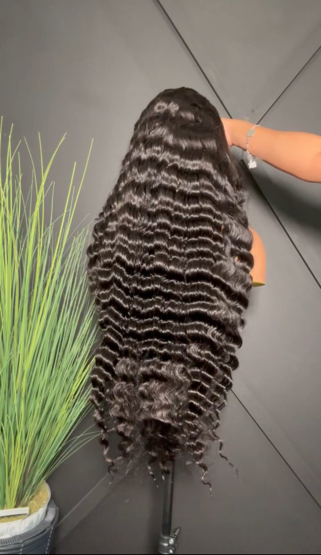 Frontal Wigs