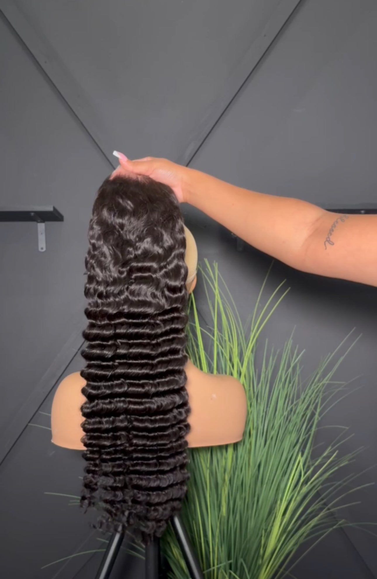 Frontal Wigs