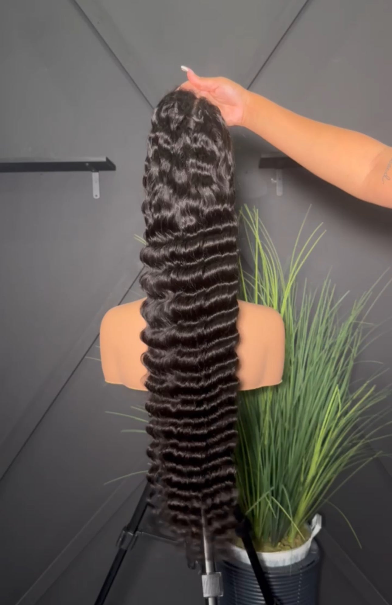 Frontal Wigs