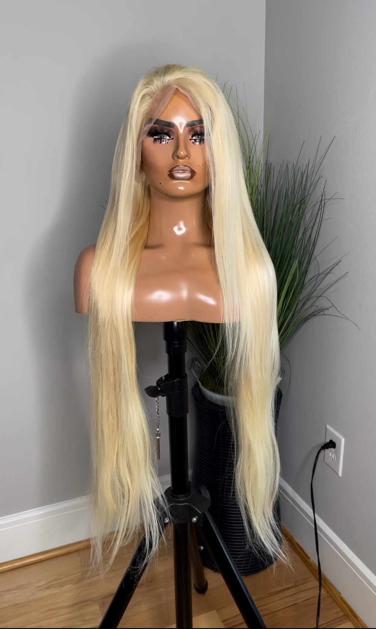 613 Blonde Frontal Wigs